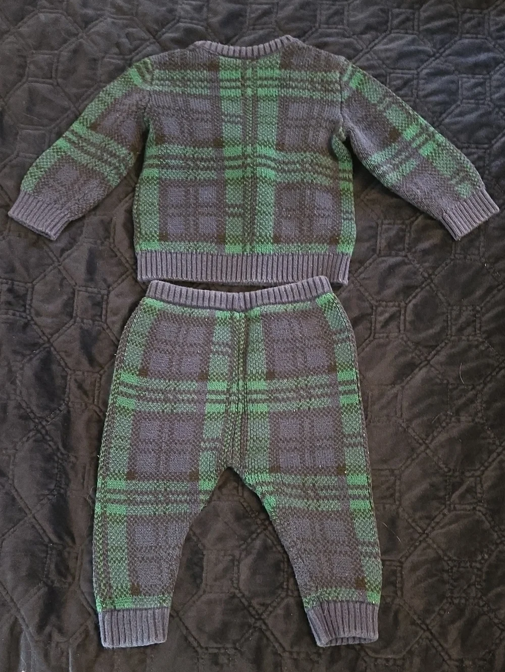 Old Navy 2 Piece Vintage Inspired Plaid Sweater Set